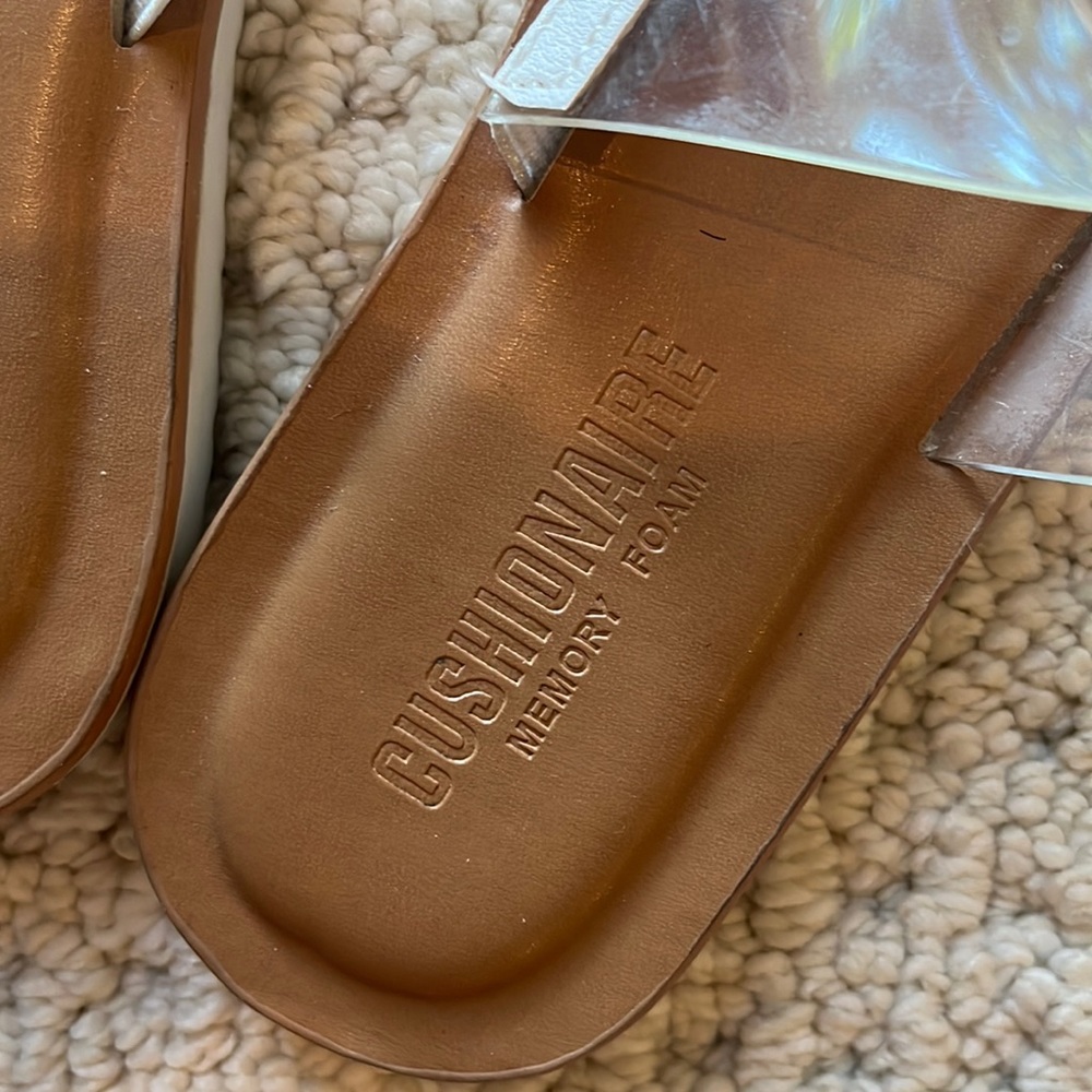 Womens’s Cushionaire 2 Band Slide Sandal. - Picture 9 of 11